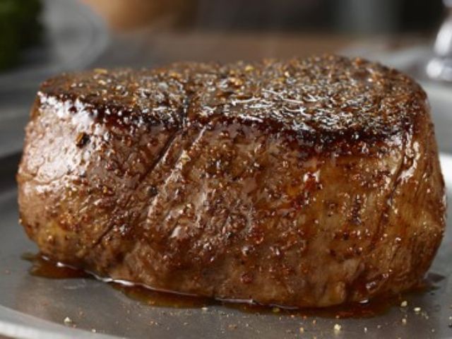 LongHorn Steakhouse_FLO'S FILET®*ᴸᴴ 9oz_menu_image