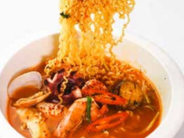 Nhà hàng Vịnh Xanh_Mì cay Hải sản_menu_image