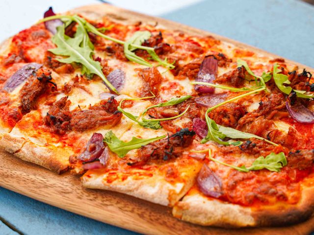 Coastes Singapore_BBQ Pulled Pork Pizza_menu_image