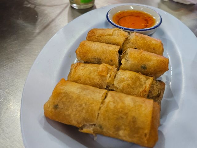 Nai Soie Beef Noodle_Spring Roll_menu_image