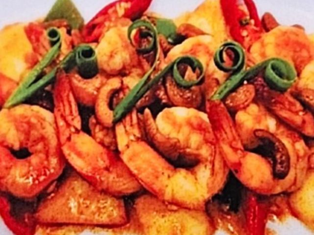 Northeast_Stir-fried Shrimps with cashew nuts in special sauce_menu_image