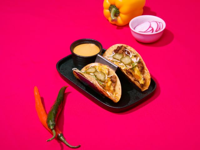 Rico Taco_Taco with grilled minced beef with bacon & Cheddar cheese 2pcs_menu_image