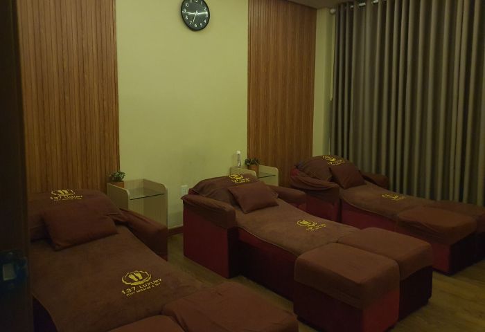 137 Luxury Massage_shop_facilities_picture