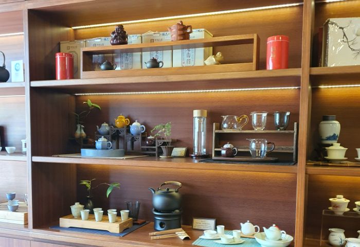 Tea chapter shop