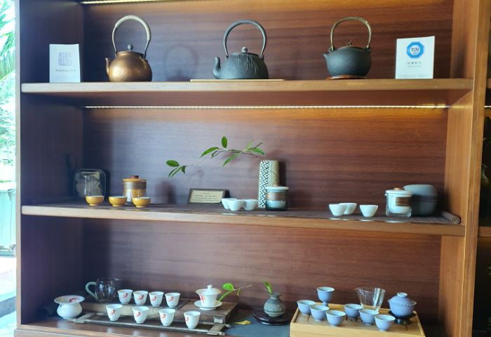 Tea chapter shop