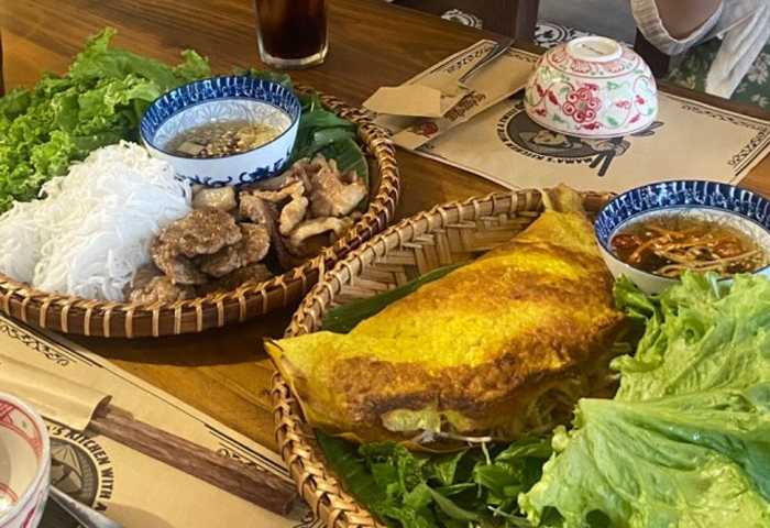 Xóm Mới Garden_restaurant_food_image